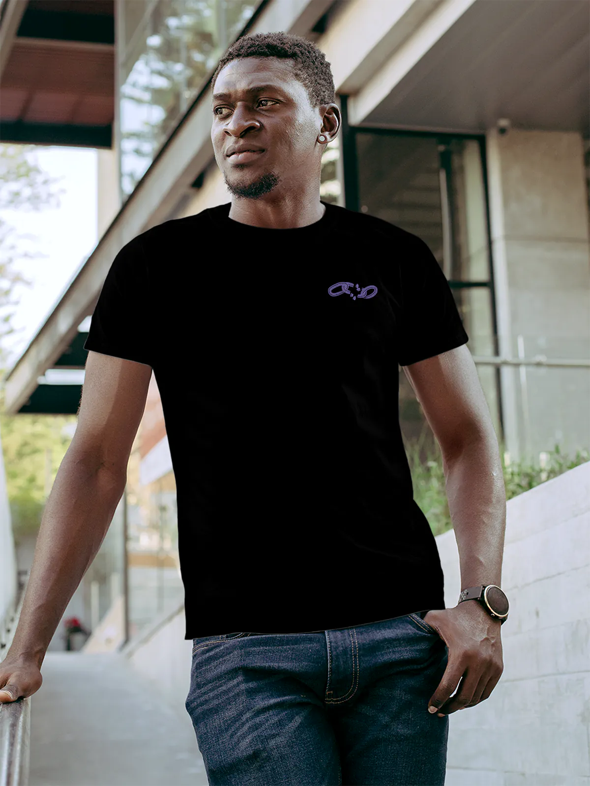 Front view of Fighterhero Men's Black Round Neck T-shirt, highlighting the 'broken chains' design on the chest.
